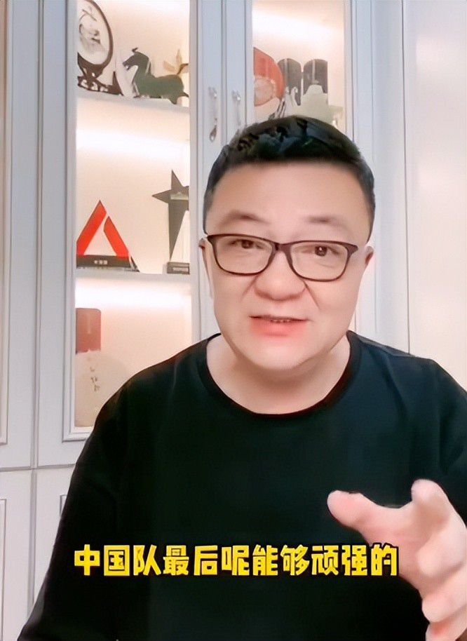 罗梅乌表示：“这是艰难的几周，但就像我们足球运动员以前已经经历过的那样，我们会尽力做到最好。